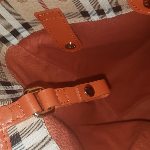 Burberry Haymarket Canterbury Tote - Picture 14 of 16